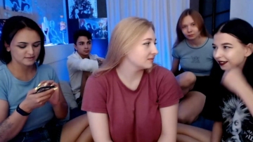 Sexual_Educat1on 27-07-2021 Topless 